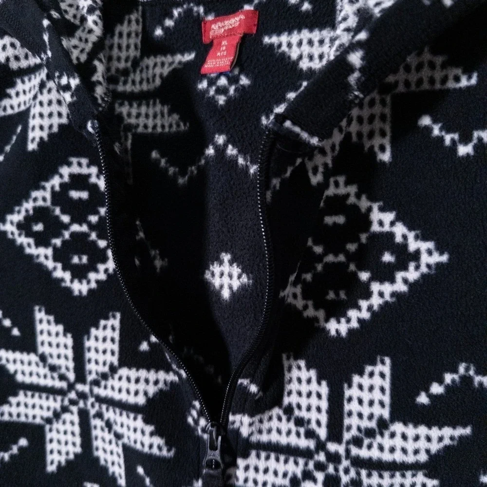 Arizona Jean Co Fleece‎ Hoodie Girls XL 16 Black White Snowflake Winter Pullover